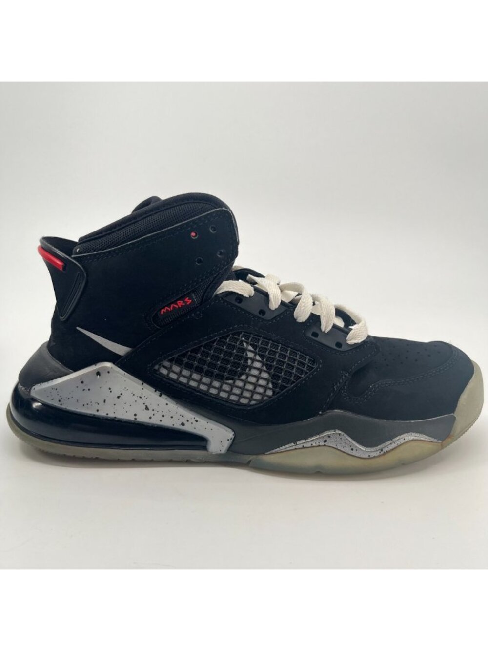 Nike Air Jordan Mars 270 Boys Size 5Y Black Athletic Basketball Shoes Sneakers